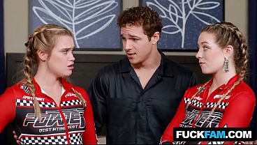 Image Flag Girl Audition River Lynn, Chloe Rose, Jayden Marcos