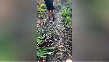 Image Novinho twink foi fazer acampamento e achou um dotado para fuder o cuzinho virgem dele - Young twink went camping and found a gifted to fuck his virgin ass