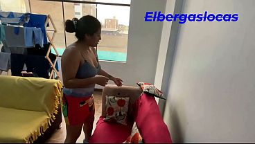 Image Tenemos sexo en el sofa del vecino, mi novia tuvo una fantasia que queria que se la cumpla y lo hice