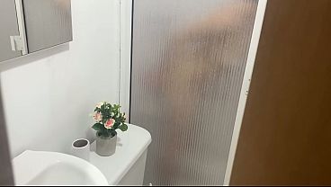 Image Descubro a mi madrastra jugando con su dildo en la ducha, aprovecho que est&aacute_ cachonda para entrar y follarla duro