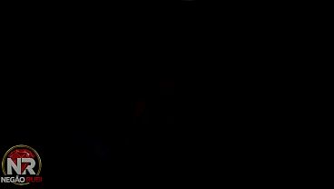 Image Fui no cabar&eacute_ encontrei a amiga da minha mulher e ela chegou querendo foder comigo arrombei a buceta apertada dela bem gostoso (VIDEO COMPLETO NO RED)