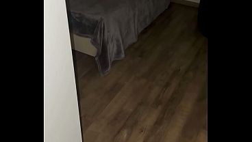 Image s&oacute_ de vestidinho na casa dos parentes para provocar no quarto de visitar com a bucetinha melada KARENKISS