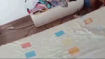 Image Linda mam&atilde_e nem parece que &eacute_ m&atilde_e de quatro filhos