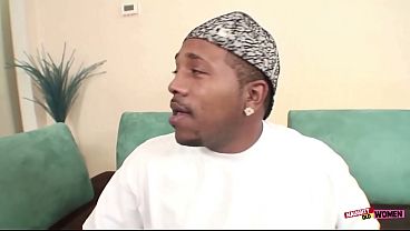 Image Two ghetto thugs spit roast slutty bimbo blonde and cum all over her