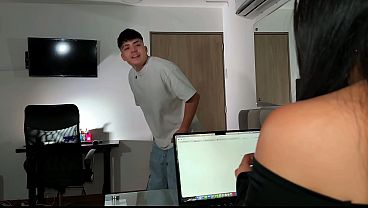 Image Consulta con Psic&oacute_loga Sexual se Convirti&oacute_ en un SEXO DURO en su Oficina - &iexcl_Queria que me Corriera Adentro! - SPACE PRODUCTIONS