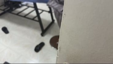 Image VIDEO REAL madrastra es cogida por masajista y le da un final feliz