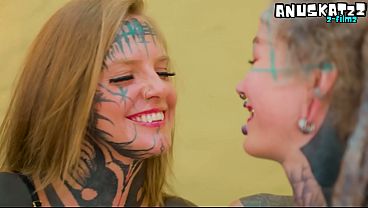 Image 2 alt sluts anal playing with wild alien dildos