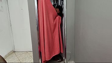 Image O sogro tarado escondido dentro do guarda roupa vendo filho fazer sexo com namorada