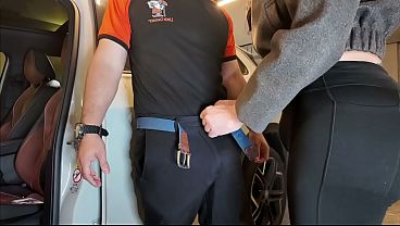 Image Trabajador de pizzeria es seducido por Gia itzel y le da su salsa secreta