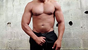 Image YURI GA&Uacute_CHO - BRAZILIAN MUSCLE MAN JERKING OFF - SOLOBOY HANDSOME BIG CUMSHOT