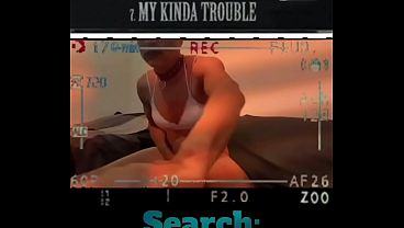 Image Secretz860 - wanking it on the couch
