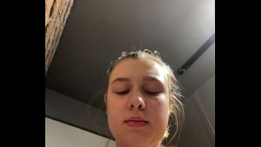 Image jucielussie so horny and masturbate even in public
