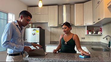 Image Abogado Caliente en Casa: Seduje al Abogado de Mi Exesposo para Quedarme con Todo