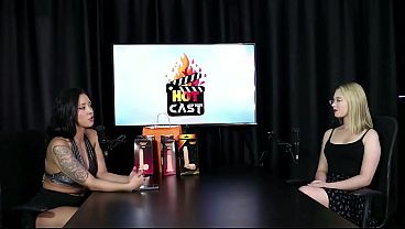 Image ENTREVISTA SAFADA E CHEIA DE PUTARIA COM A VIVIAN LOOLA NO PORN CAST BRAZIL - PARTE 6 (WATCH ON: SHEER/RED)