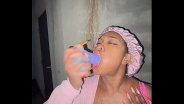 Image PUBLIC SQUIRTING