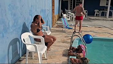 Image Sai de fininho e fui foder as duas gostosas que estava me olhando na piscina. E pra minha surpresa uma delas era trans!