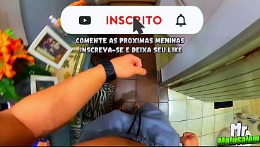 Image Boquete depois do servi&ccedil_o 2 morenas de raba gigante implorando leitinho na boca