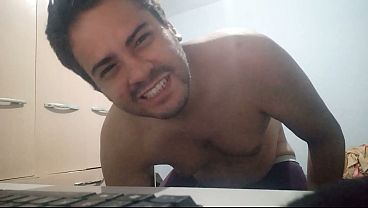 Image N&Atilde_O RESISTI DE MUITO TES&Atilde_O E BATI UMA PUNHETA