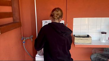 Image WASHING MACHINE ROOM - THE NEIGHBOUR SUCKS COCK AND I CUM IN HER MOUTH