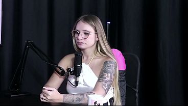 Image COMPILADOS DA NATY VARGA NO PAPO COM TIFANY (SWING CAST) - PARTE 1 (WATCH ON: SHEER/RED)