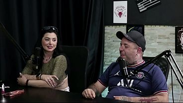 Image CARIOCA &Eacute_ TUDO V!AD0, FICOU REVOLTADO E JOGOU VELA NA PPK DELA - MONICA LIMA (MOAI TV)