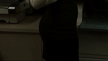 Image SHHH NO HAGAS RUIDO!!! QUE NOS PUEDEN VER COGIENDO!!! Secretaria Puta Espera Que Todos Salgan De La Oficina Para Coger, Asi Es Como Pide Aumentos!!