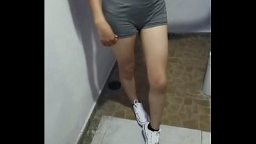 Image putipobre flaquita invita a su vecino a coger cuando su marido no esta