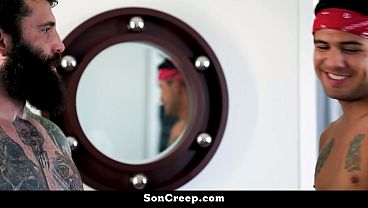 Image Stepdad and Son Can Not Resist Touching Each Other and The Water Running Down Their Bodies - Soncreep