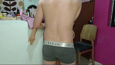 Image Se&ntilde_or perdoname por quere el co&ntilde_o de mi madrastra a cada rato