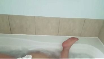 Image Hot tub fun