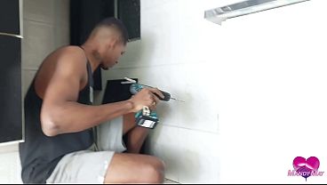Image Esguichou dando o cu pro pedreiro