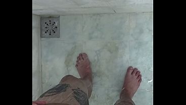 Image UM NOVINHO CHEIO DE TES&Atilde_O SE MASTURBANDO NO BANHO