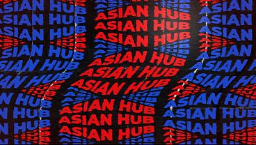 Image Big Clit Asian Babe Takes Thick Cock in Her Bush