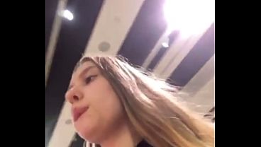 Image Extreme masturbate inside down in public. Jucielussie