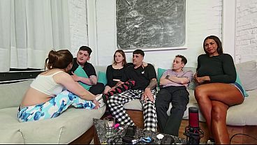 Image Argentinian orgy! 3 sluts, 3 hard cocks!