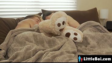 Image Dr. Wolf Shoots His Morning Load Deep Into Chase - Littleboi