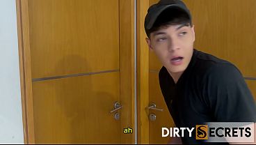 Image DELIVERY GUY FUCKS THE WIFE WHO SECRETLY ORDERED A DILDO BEHIND HER BLIND HUSBAND&rsquo_S BACK.