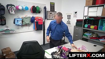 Image MILF Thief Hides Stolen Clothes on Her Body - LifterX