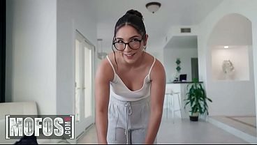 Image MOFOS - Sexy Madison Wilde And Her Boyfriend Risk Getting Caught As They Hook Up In The Living Room&rsquo_s Shadows