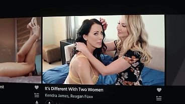 Image GIRLSWAY - Proud Whitney Wright Seduces Petite Aiden Ashley After Hearing Shes Not Her Type At All