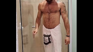 Image The shower voyeur Part 1 JUST TO KNOW - TedBlueBear and Kaio paulista