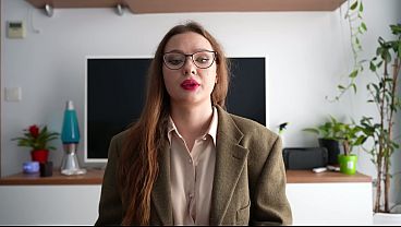 Image POV: It&rsquo_s the first time she trying anal plug. Fast sex with elder lover.