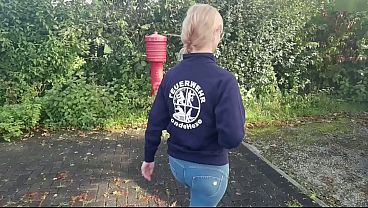 Image Blondehexe - Feuerwehr Praktikantin PUBLIC gecreampied   BONUS CREAMPIE