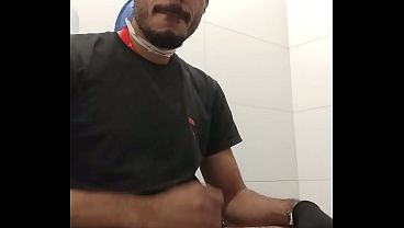 Image QUASE FUI PEGO BATENDO UMA NA OBRA.