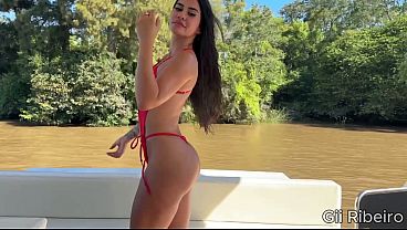 Image Milionario me fudeu Gostoso no Barco de Luxo