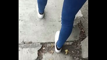Image invito a una flaca universitaria a mi depa y ella acepta