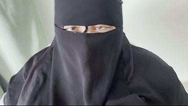 Image I fucked my wife Khalifa in a hijab