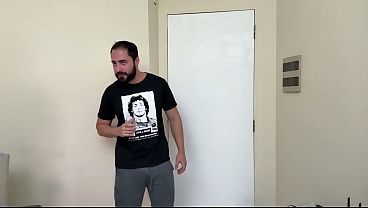 Image VIZINHO SE DA BEM! E METE O FERRO NA GOSTOSA DEPOIS DELA BRIGA COM O NAMORADO