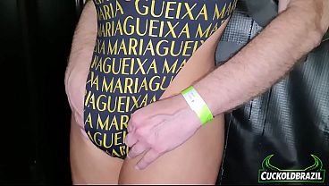 Image Queria um puto pra me foder gostoso nessa cabine - Monica Lima n&atilde_o desperdi&ccedil_a rola