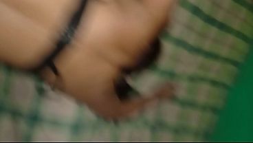 Image D&aacute_ndole de perrito a la madura culona